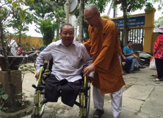 Ba vị Dân biểu Liên Bang Hoa Kỳ đã gởi thư cho Thủ tướng CS VN để yêu cầu ngừng triệt phá Chùa Liên Trì Vị Hòa thượng khả kính luôn ở bên nạn nhân chế độ CSVN