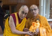 Bản lên tiếng của Tăng đoàn GHPGVNTN Hải Ngoại trước hiểm họa mất nước HT. Thích Viên Lý với đức Đạt lai Lat ma 14
