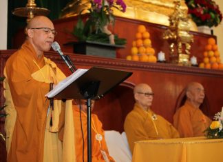 Diễn văn Khai mạc của HT. Thích Viên Lý – Chủ tịch HĐĐH Tăng Đoàn Hải Ngoại HT. Thích Viên Lý đọc diễn văn khai mac Hội nghị