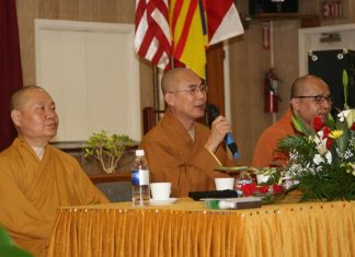 HT. Thích Thiện Tâm từ nhiệm tất cả mọi chức vụ thuộc VPIIVHĐ và GHPGVNTNHN tại Canada HT. Thích Thiện Tâm (giữa)