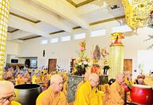 Tịnh Độ là lòng trong sạch, Di Đà là tính sáng soi