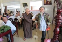Tăng Đoàn phản đối nhà cầm quyền Huế ngăn cản việc tặng quà từ thiện cho thương phế binh VNCH