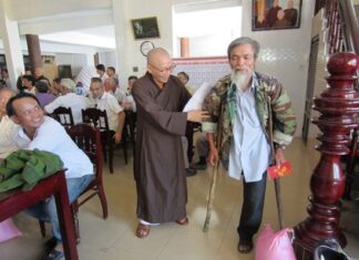 Tăng Đoàn phản đối nhà cầm quyền Huế ngăn cản việc tặng quà từ thiện cho thương phế binh VNCH