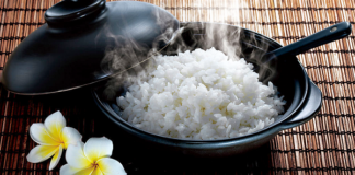 Không hoang phí một hạt gạo