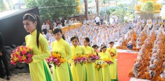 Cúng Dường Như Lai