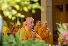 Công đức của người trì giới