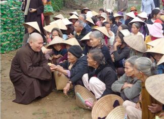 HT. Thích Chí Thắng tán dương Bản Lên Tiếng 9 điểm và đề nghị đạo hữu Võ Văn Ái, đạo hữu Lê Công Cầu nên có văn hóa từ chức