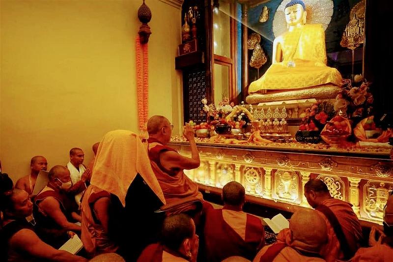 phap hoi dalai lama 16