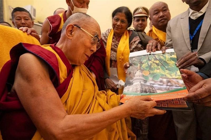 phap hoi dalai lama 19