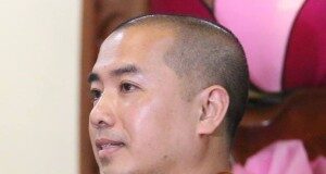 Be Attentively Careful / Cẩn Trọng (Song ngữ Vietnamese-English)