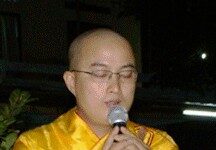 Giữ tâm kiên định giữa xô bồ cuộc sống