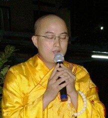 Giữ tâm kiên định giữa xô bồ cuộc sống