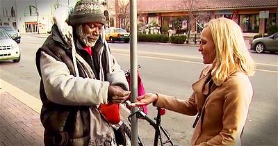 Billy_Ray_Harris_homeless_man_gives_engagement_ring_back_to_lady Billy_Ray_Harris_homeless_man_gives_engagement_ring_back_to_lady