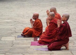 Nhân duyên khởi ra Chánh kiến