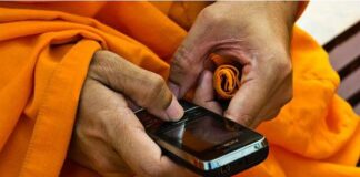 Tăng ni trẻ và mạng xã hội facebook