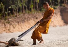Những bài pháp thoại trong ba tháng an cư (18)