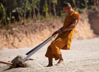 Những bài pháp thoại trong ba tháng an cư (18)