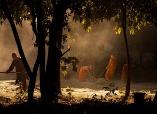 Những bài pháp thoại trong ba tháng an cư (20)