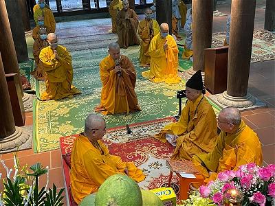 le tu tu tai chua Non Nước le tu tu tai chua Non Nước