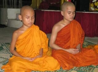 Những bài pháp thoại trong ba tháng an cư (4)