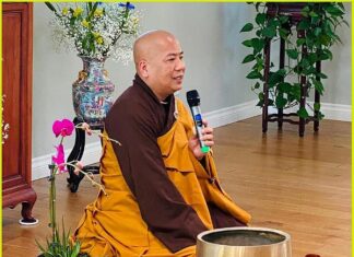 Sao Ngày Tết Thời Gian Trôi Qua Nhanh?