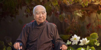 Nhìn rõ lẽ thật