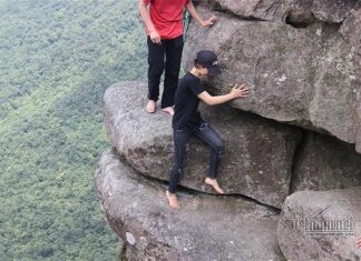 Nguy hiểm hơn vách núi sâu