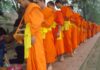 Truyền Thống Khất Thực