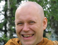 Cư Sĩ Hành Đạo | Ajahn Brahmali