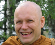 Cư Sĩ Hành Đạo | Ajahn Brahmali