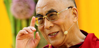 Đức Đạt Lai Lạt Ma: ‘cầu nguyện là chưa đủ, tại sao chúng ta cần chiến đấu chống virus corona với tâm từ bi. (song ngữ)