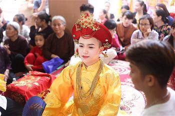 xuat gia hau dong
